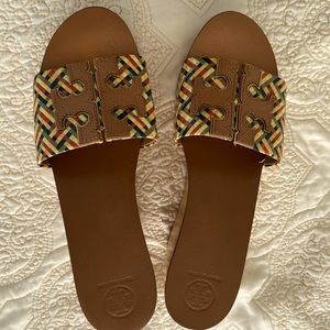 Tory Burch 9.5 women’s sandals - never worn original sale tag.